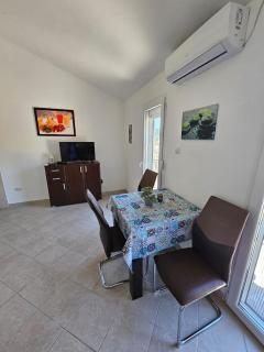 Vila Lučica studio pogled na more - Petrovac na Moru - 3