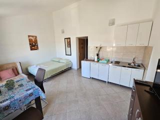 Vila Lučica studio pogled na more - Petrovac na Moru - 6
