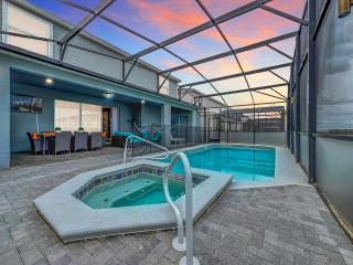 Extravagant 9 BR Villa, Pool, Spa, Resort by Blue Sky Villas - 6