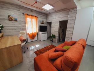 Well Sized 2 Bedroom Maisonette Valletta Floriana - Floriana - 8