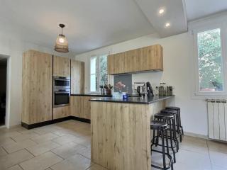 Charming quiet pool villa - Toulon - 3