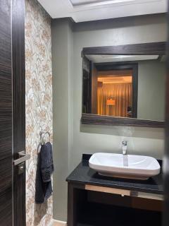 Urban square - comfortable, sunny, and fully equipped - Casablanca - 1
