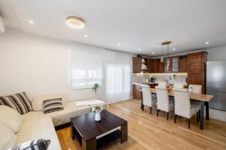 Comfort 5 person apartman, FREE parking - Solin - 7