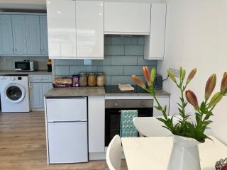 Bright and spacious annex near Lymington with private garden - Lymington - 6