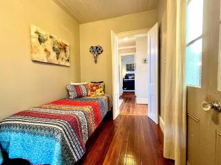 Charming Hideaway - New Orleans - 2