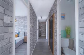 Central Brighton 1-Bedroom Flat Modern Bright Walk to Beach sleeps 2 - Brighton & Hove - 4