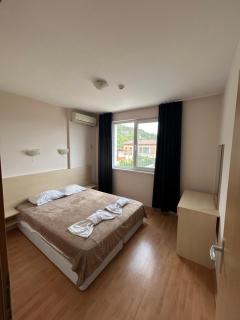 Harmony Hills Tomovi Apartment F45 - Rogachevo - 4