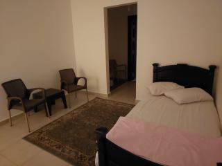 3-Bedroom Furnished Apartment - Golden Beach Resort, North Coast - Dawwār Ibrāhīm Abū Shunaywīr - 2