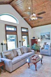 Hailey's Cottage on Small Farm-16 minutes to Silos - 6