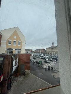 Cosy neuf avec vue sur la place - Cambrai - 1