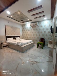 Hotel Airport View - Lucknow - 0