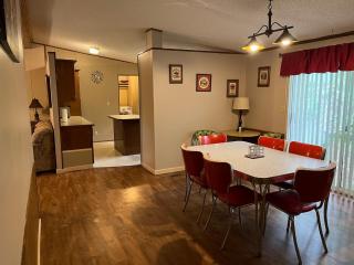 Eureka Springs Country House 4bd 2ba Retreat near Beaver Lake, White River Area - Eureka Springs - 9