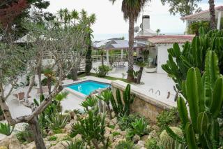 Charming Villas and Suites with Pool and Garden - Praialonga - Le Castella - 0