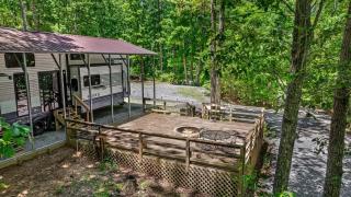 Happy Glamper RV at Haven of Hope near Little River Canyon National Preserve - Fort Payne - 6
