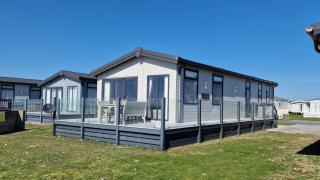 South Beach lodge, Bracklesham Bay, Selsey - Selsey - 1