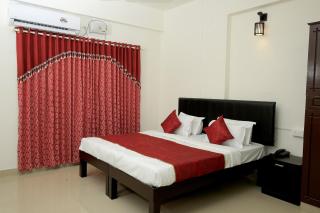 Super Hotel O Technopark Formerly Le Frank - Trippapur - 5