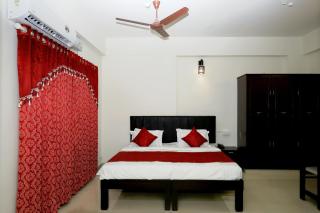 Super Hotel O Technopark Formerly Le Frank - Trippapur - 0