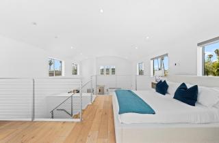 Santa Monica Serenity 4BR Escape Near Ocean, Eats & Boutiques - Los Angeles - 4