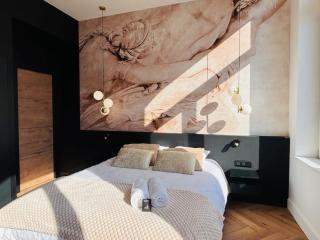 LuXuRY CROISETTE - Cannes - 8