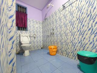 FLAT NO 301AC Entire 1BHK & 2BHK private apartments with personal kitchen TAJ RESIDENCY Holiday Homestay - - 9