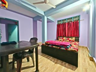 FLAT NO 301AC Entire 1BHK & 2BHK private apartments with personal kitchen TAJ RESIDENCY Holiday Homestay - - 3