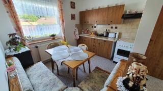 Complete living with a garden - Mochtín - 3