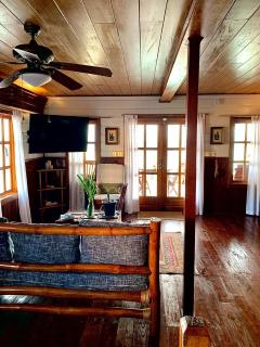 Casa Acuario Boutique Hotel - Bocas del Toro - 3