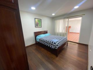 Enorme departamento para 12 personas en el centro histórico - Cuenca - 4