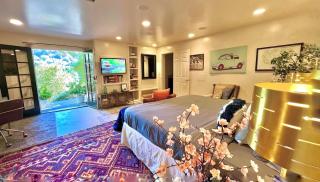 Hollywood Hills Spa Retreat with Jacuzzi Style Tub, Steam Room, Tree-Top Views Garden Patio - Los Angeles - 7