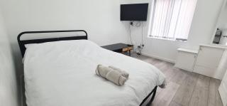 Room in Portsmouth close to Fratton Station - 8