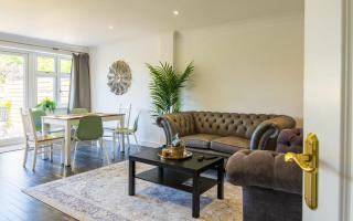 Ottery House - Westhampnett - 6