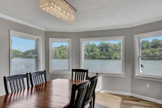 Lake Haven Estate with Hot Tub, Game Room and Pontoon Boat, 4BR, 4 Bathoom, 2 Kitchens - 1