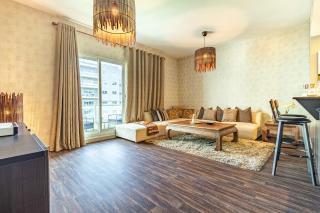 Modern Oasis - Elegant Cave - Family Heaven - Designer's Paradise - 10 min away from Abu Dhabi Airport, Yas Island, Formula 1, Ferrari World, SeaWorld, Warner Bros World - Abu Dhabi - 2