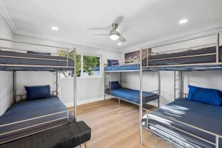 NEW LUXURY ESTATE - Sleeps 22 - Saltwater Pool, Spa, Waterfall With Cave Grotto! - 6