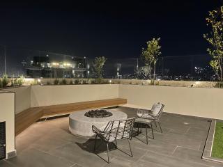 Lujoso Apto 2 habitaciones cerca Oakland Place Zona 10 GT - La Aurora - 1