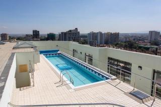 12th Flr Luxe Apt Kilimani City View & Pool NBO - Nairobi - 4