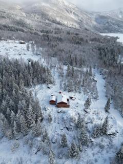 Maxi Cabin with Sauna and Jacuzzi - - 0