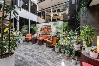 Hotel International - Lynnwood - 4