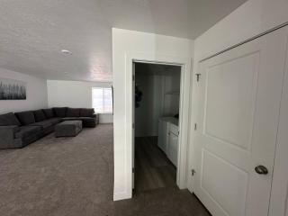 New Modern Executive House - Saratoga Springs - 5