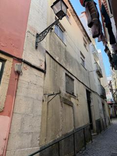 Alfama Duplex Near Fado Museum - Lisbon - 9