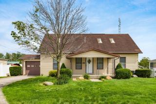 8576 Buckeye Dr - Serene Lake House at Indian Lake - Huntsville - 0