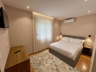 Vila ENSO - Berat - 2