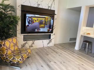 Desert Retreat with Pool, Tennis and Views - Palm Desert - 5