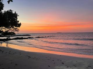 Hotel Carey Beach Baru - Barú - 0