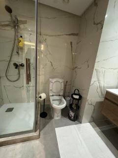 Luxurious One Bedroom By Rabat Train Station - Rabat - 4