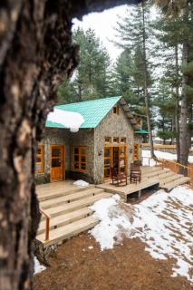 Celine Resorts Kumrat Valley - Tāl - 8
