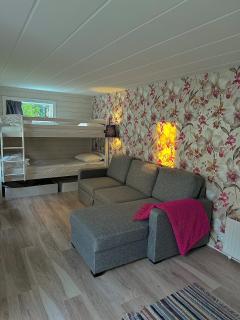 Seaside Escape Cozy Cottage 2 Min from the Beach - Halmstad - 9
