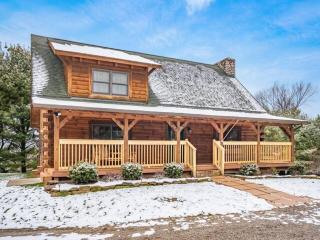8613 Roley Rd - Sugar Grove Retreat - Hot Tub - Hocking Hills - Sugar Grove - 3
