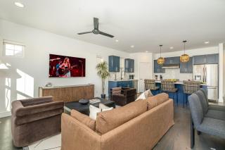 Nashville - 1701 Lischey Ave - 1