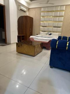 Hotel the grand paradise - Ghaziabad - 9